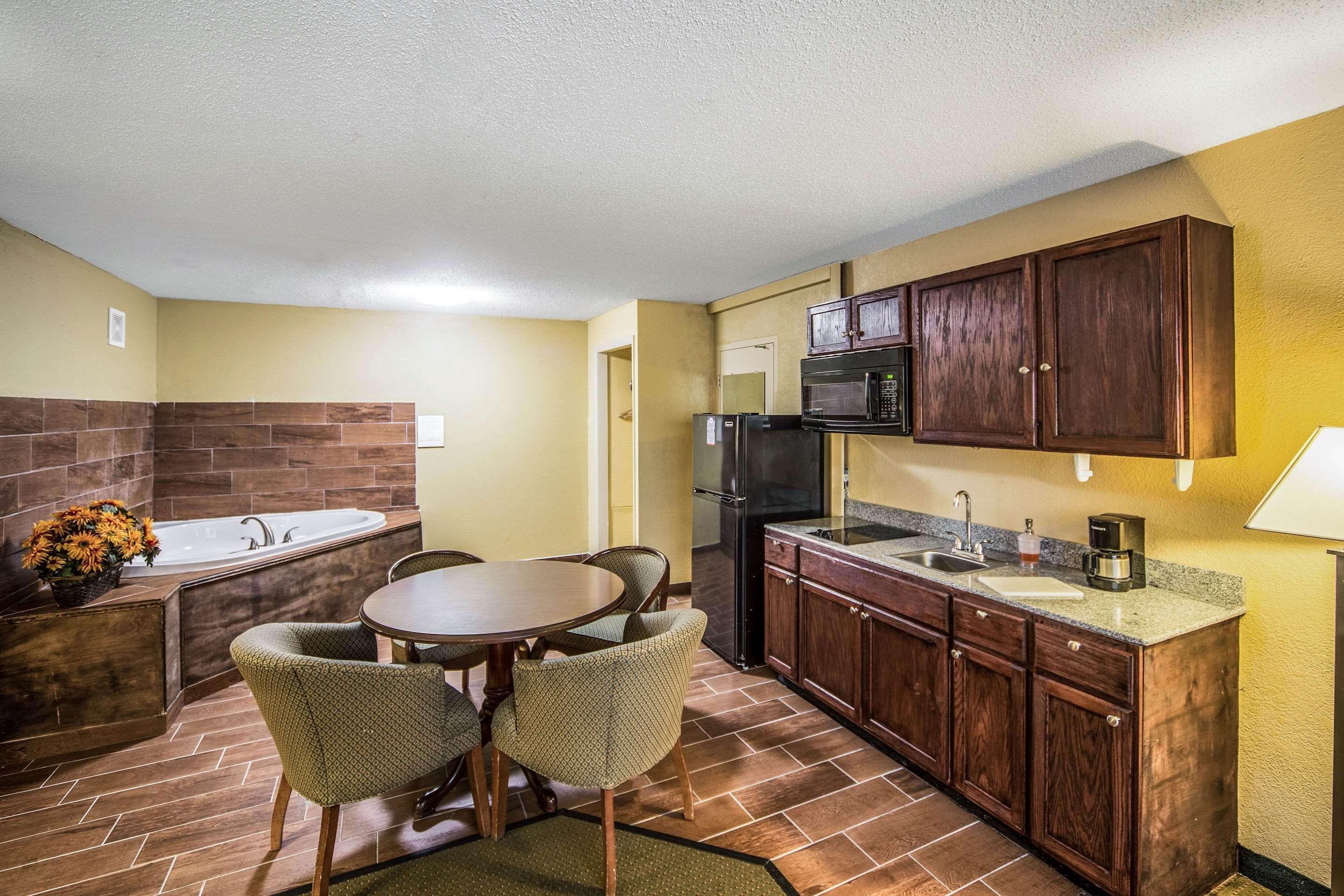 Fort Wayne Extended Stay Экстерьер фото