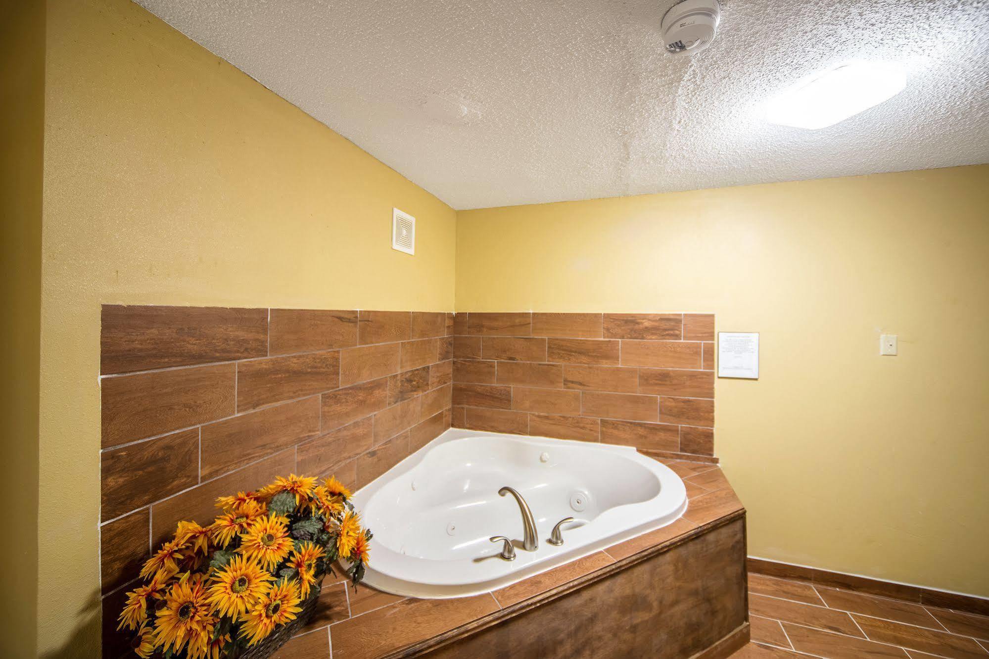 Fort Wayne Extended Stay Экстерьер фото